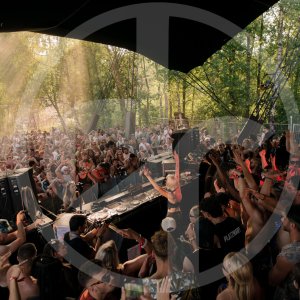 parti con Dance Reverse per awakenings upclose